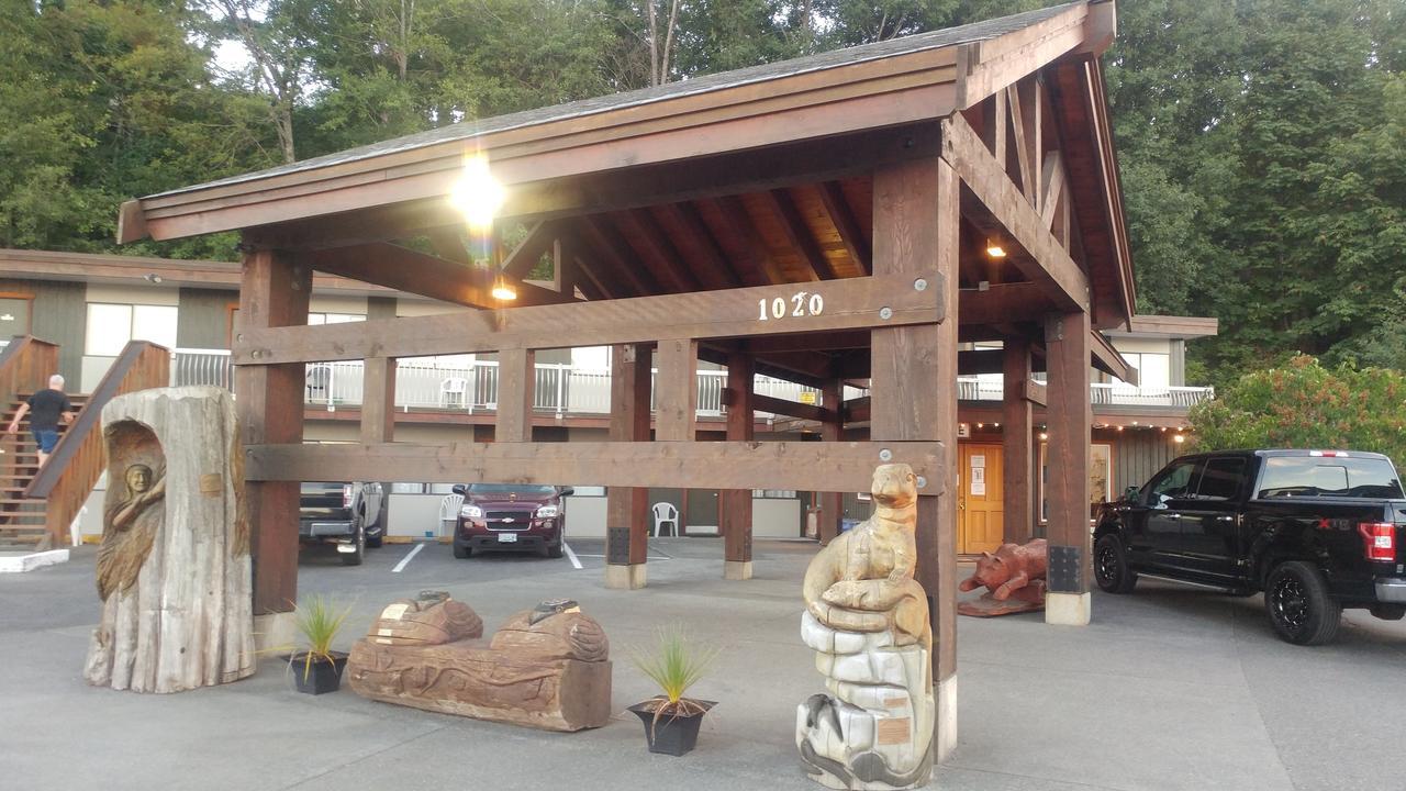 Big Rock Motel Campbell River Exteriör bild